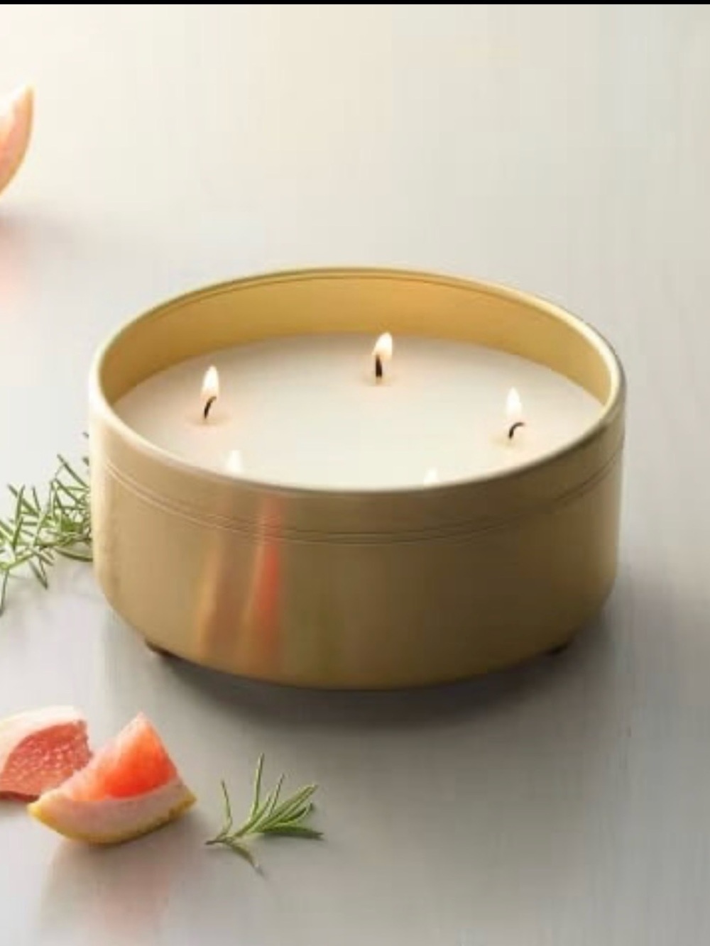 Heart & Hand With Magnolia 5 Wick Candle